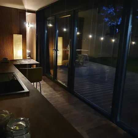 Holiday home Kontener Nad Rzeka Grabie