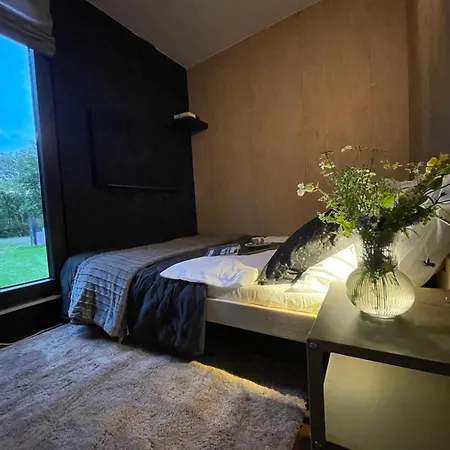 Kontener Nad Rzeka * Grabie