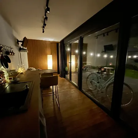 Kontener Nad Rzeka Ferienhaus Grabie