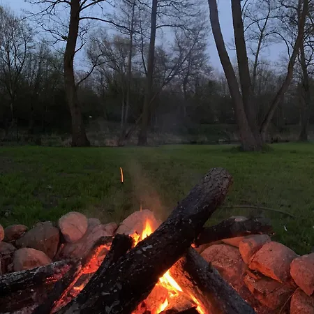 Kontener Nad Rzeka Dom wakacyjny